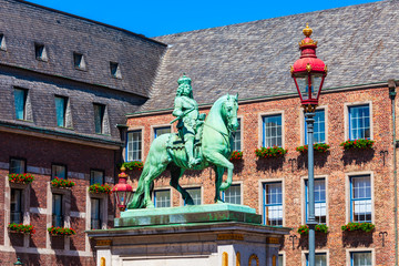 Fototapeta premium Rathaus old town hall, Dusseldorf