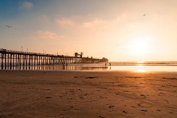 Fototapeta premium Oceanside Pier view at sunset