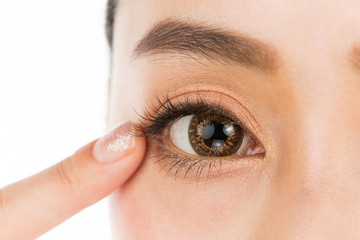 Fototapeta premium 女性の目クローズアップ