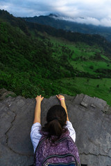 chica al bórdeme un risco