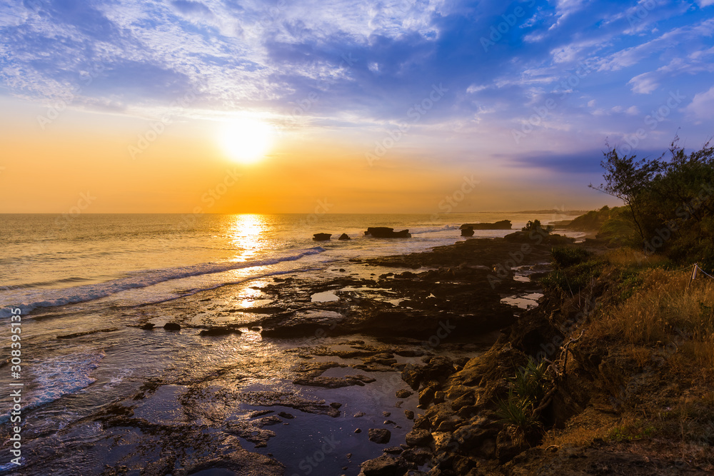 Wall mural Beach near Tanah Lot Temple - Bali Indonesia