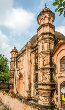 View at the Darga Sharif Mosque in the streets of Dhaka - Bangladesh