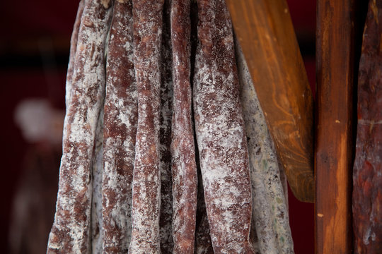 Longaniza (llonganissa) en un Mercado de Vic