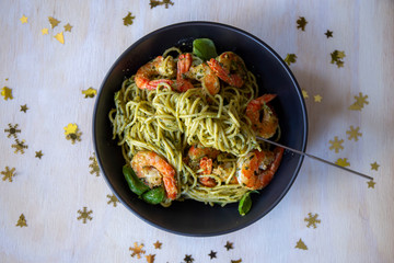 King prawns and pesto sauce with spaghetti