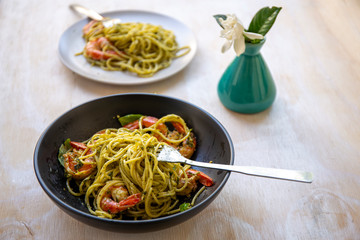 King prawns and pesto sauce with spaghetti