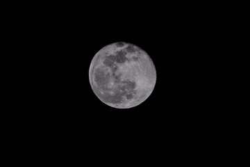 Moon in Night Sky © underworld