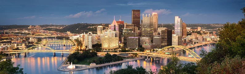 Foto op Canvas Pittsburgh skyline bij nacht © beatrice prève