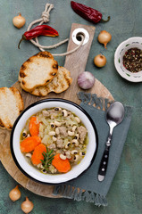 Minced meat with vegetables and beans