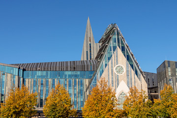 Universität Neues Augusteum  und Universitätskirche St. Pauli in Leipzig, Sachsen, Deutschland