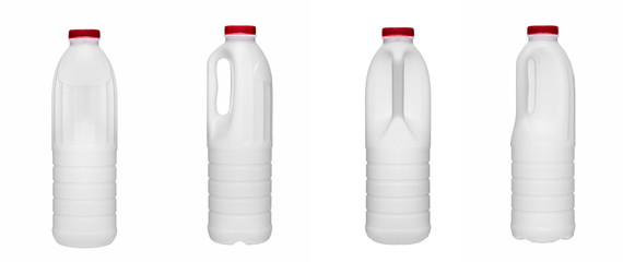 Plastikowa butelka z czerwonym korkiem na białym tle. Recykling - obrazy, fototapety, plakaty
