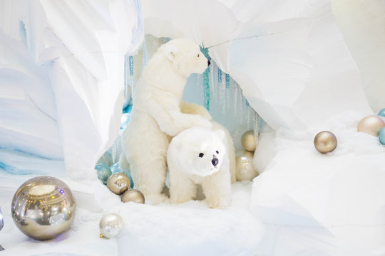 Plush decorative toys, white bears