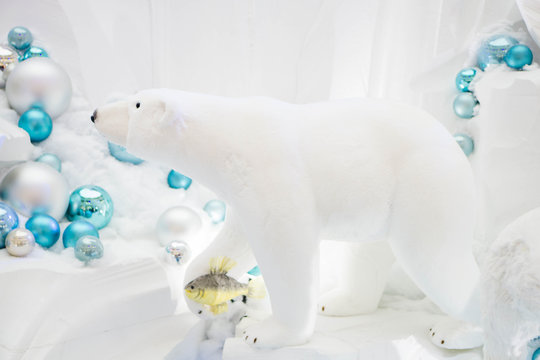 Plush decorative toys, white bears