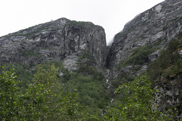 Berglandschaft um Andalsnes, Romsdalsfjord, Norwegen