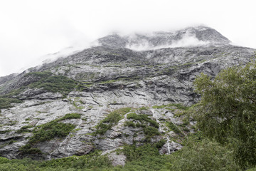 Berge in Norwegen, Landschaft bei Andalsnes, Romsdalsfjord