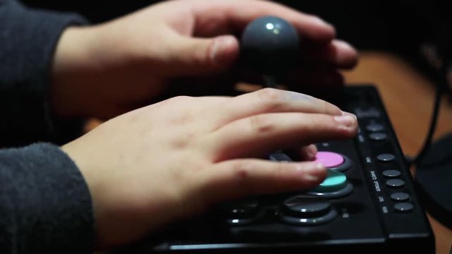 hand play arcade pad