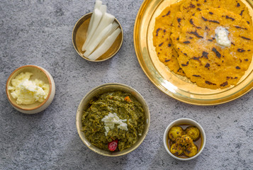 Makki ki roti - sarson ka saag