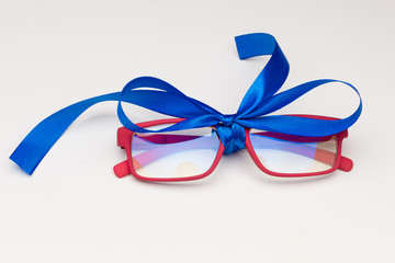 Gafas graduadas para regalar, regalar salud a los seres queridos; gafas para poder leer o ver de...