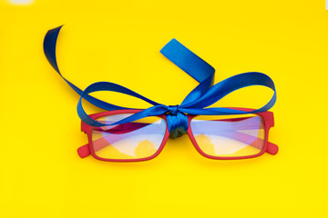 Gafas para leer y poder ver de lejos, con cristales graduados; regalo de navidad, gafa con un lazo