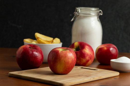 Prepping Apples for deserts