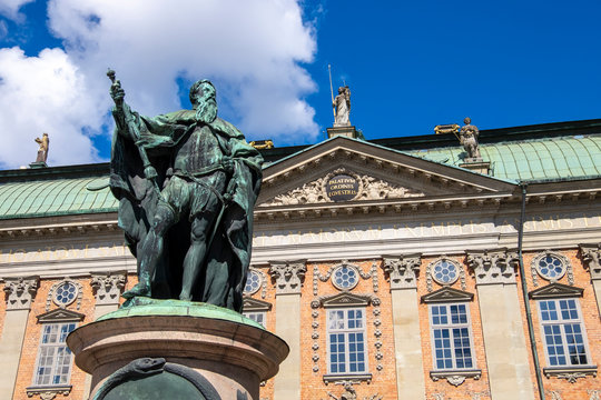 Statue of Gustavo Erici in front of Riddarhuset (House of Nobility) in Stockholm, Sweden