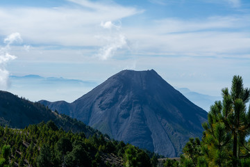 Fototapeta premium parque nacional nevado de colima