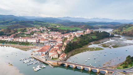 Fototapeta na wymiar aerial view of san vicente de la barquera town, Spain
