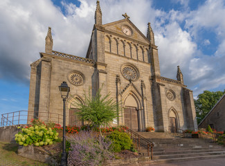 Fototapeta na wymiar ronchamp, France - 10 11 2019: Notre-Dame-du-Bas Church