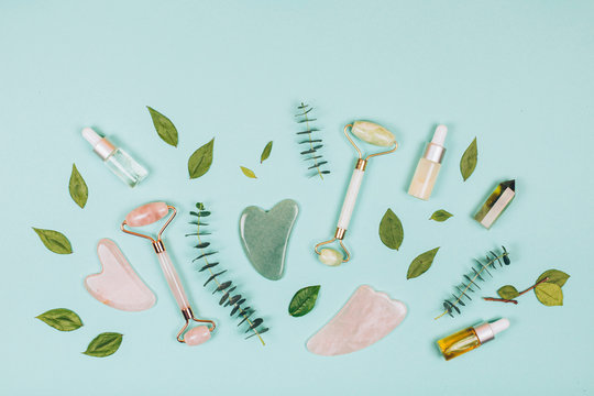 Facial massage kit. Face roller and gua sha massager made from natural stones.