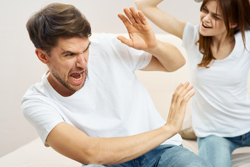 Obraz premium couple having an argument