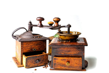 Grinding Roasted Coffee Beans with Hand Grinder