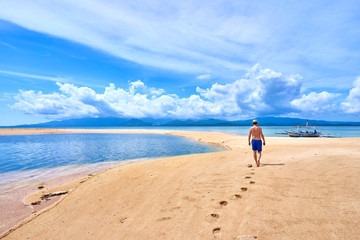 Obraz premium Sandbar in the 