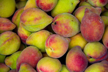 Peach pie(Prunus persica) sold by the market.