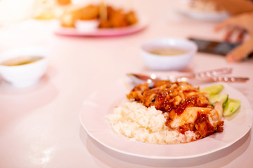 Chicken rice, Chicken food that Thai people eat a lot