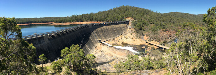 Panoramic landscape view of Wellington Dam in Western Australia