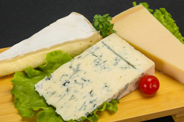 Cheese triangle mix - gorgonzola, brie, parmesan
