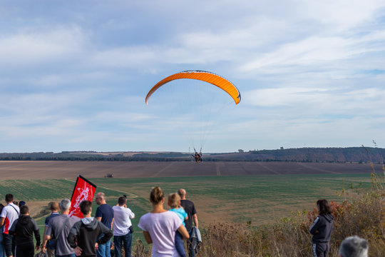 paragliding 