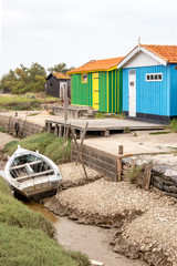 Boyardville. Cabanes colorées à marée basse. Charentes-Maritime. Nouvelle-Aquitaine	