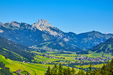 Fototapeta na wymiar View of the “Tannheimer valley“ in Austria.
