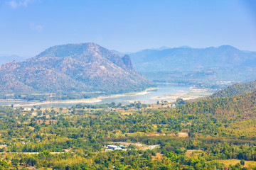 Obraz premium Beautiful panoramic view of Mae Khong river Mountain views of Laos with Chiang Khan town on Phu Thok Park in Loei province,Thailand