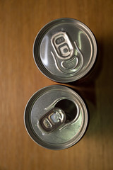 Obraz premium aluminum cans of beer