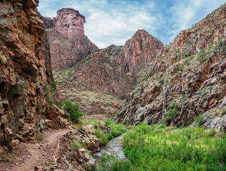 North Kaibab Trail - The Box - Bright Angel Creek - Grand canyon National Park
