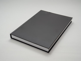 Libros sobre fondo blanco