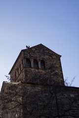Fototapeta na wymiar Teilansicht der Josefs-Kirche in Neustadt an der Weinstraße