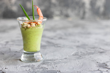 Avocado and green apple mousse with shrimp and almonds
