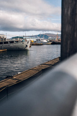 Boote im Hafen, Island