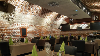 table in French restaurant