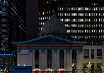 Naklejka premium Philadelphia Pennsylvania - Arch Street Presbyterian Church, night view.