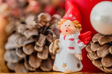 christmas angelwith pine cones