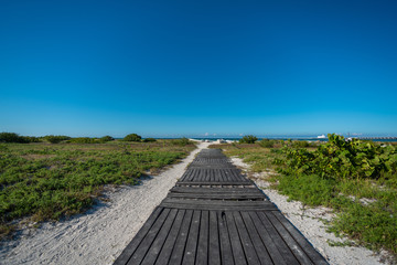 wooden corridor to the beach