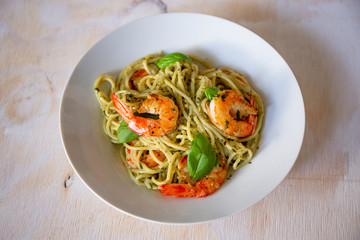 King prawns and pesto sauce with spaghetti